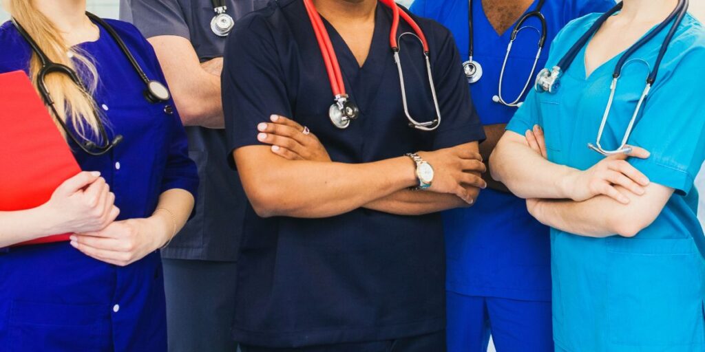Top-Rated Reasons Why Your Workforce Should Be In Uniform