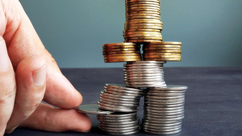 What Should One Take Into Account Before Investing In Debt Funds?